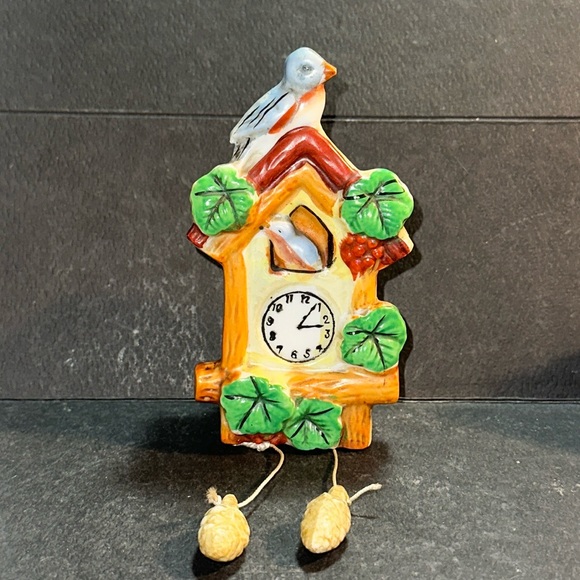 Blue Bird Cuckoo Clock Yellow Wall Pocket Japan Vintage Lusterware, 5" - Picture 1 of 6